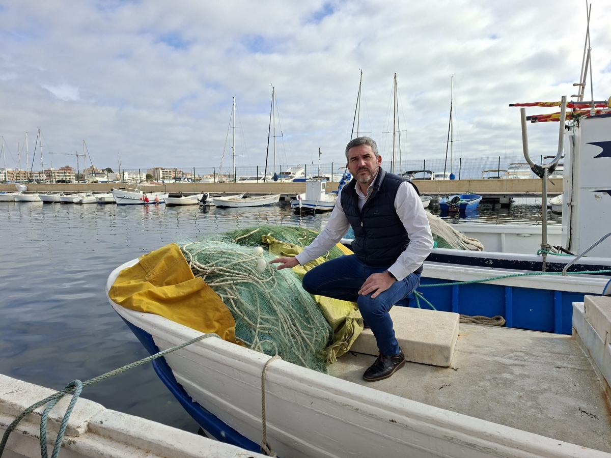 El PP denuncia una pinza de PSOE y Vox para prohibir la pesca de la anguila en el Mar Menor