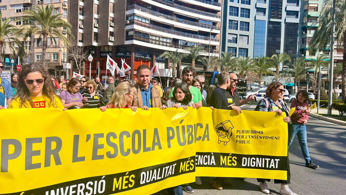 El PSPV-PSOE de Alicante respalda la movilización del profesorado y denuncia un Consell “en descomposición política y moral”