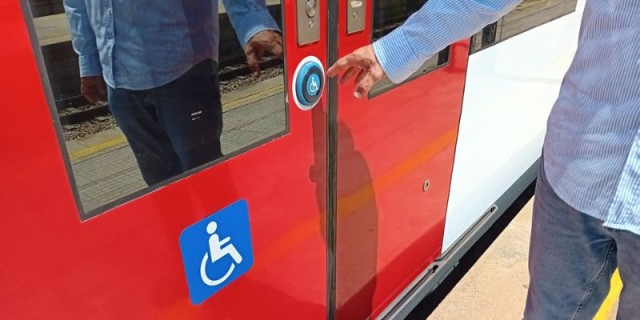 FGV completa la mejora de la accesibilidad de las 62 unidades de metro de la red de Metrovalencia