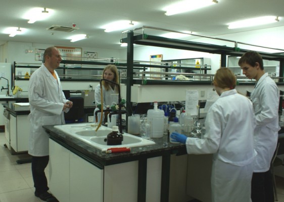 Casi un millón de euros de inversión para potenciar la innovación en FP en nueve centros de la Región