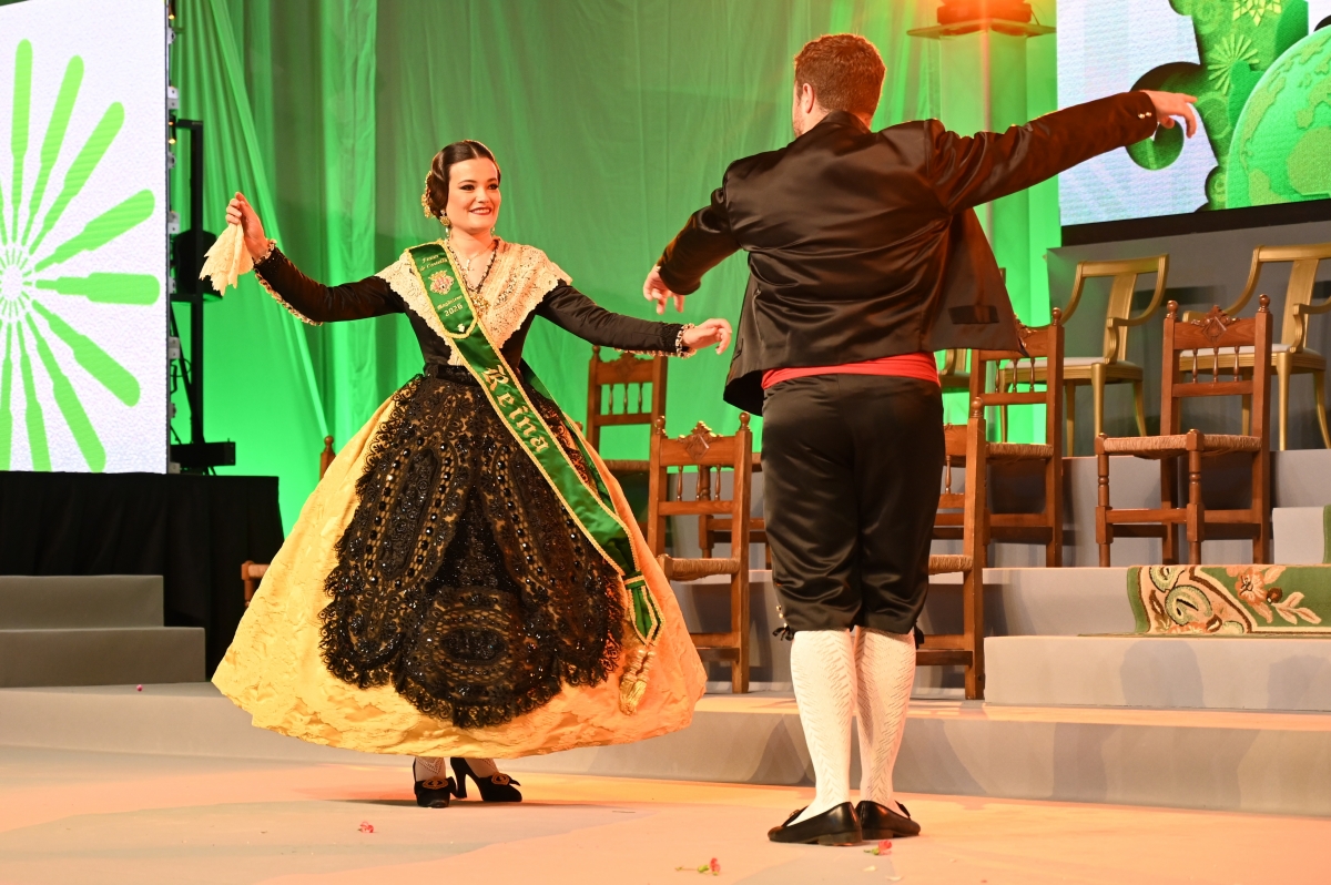 Castelló rinde homenaje a Clara Sanz, Reina de las Fiestas de la Magdalena 2026