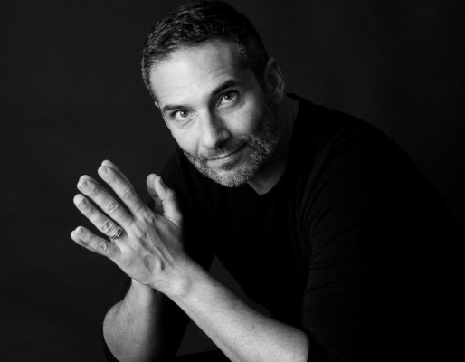 Tony Rham respira y escribe sobre las 'meditaciones cotidianas' en su nuevo libro