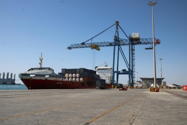 La línea a Marruecos desde el puerto de Alicante incrementa un 25% su tráfico en lo que va de año 