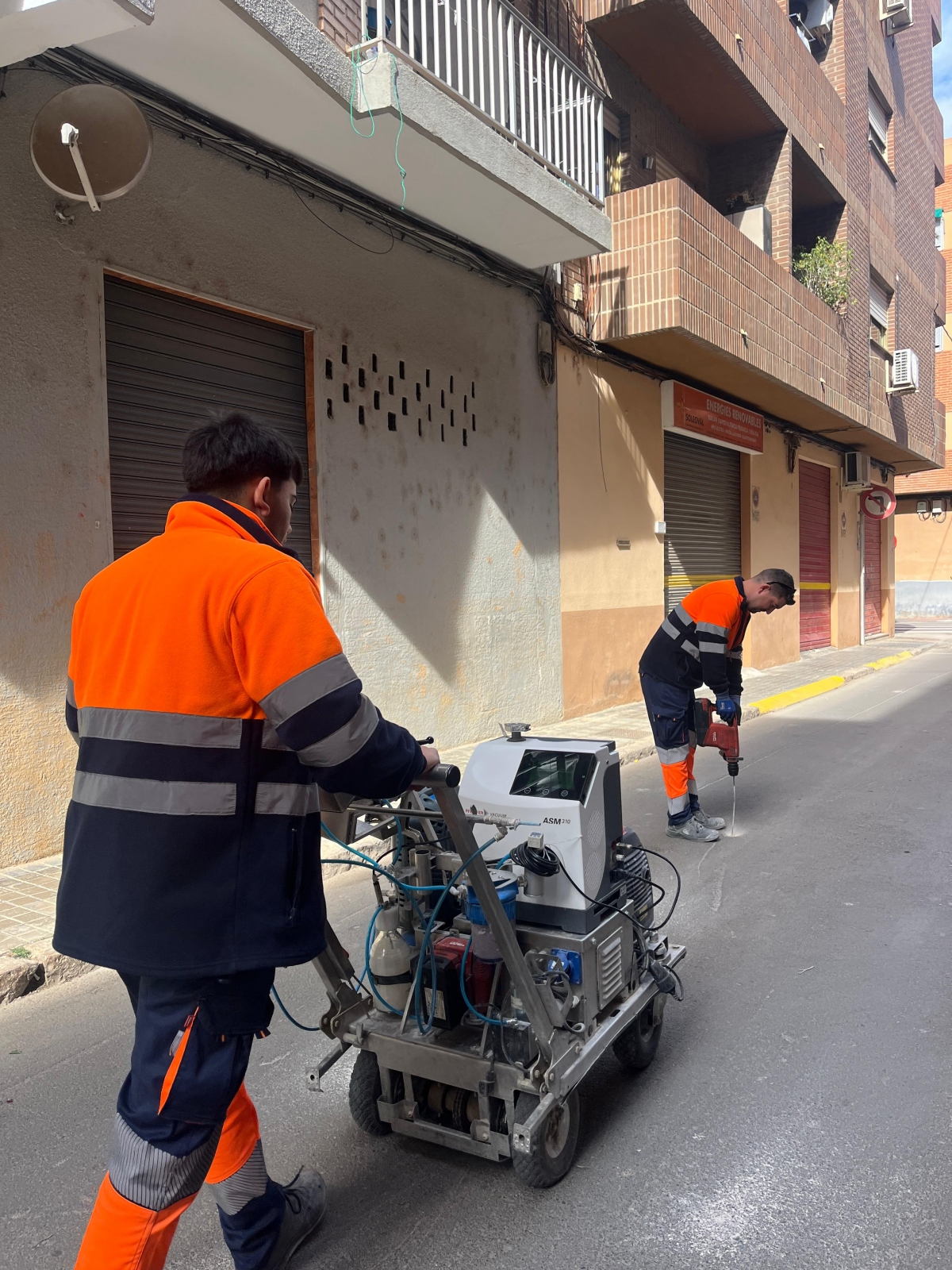 Alfafar y Veolia inician una campaña de búsqueda de fugas con helio que evita cortes en el suministro de agua