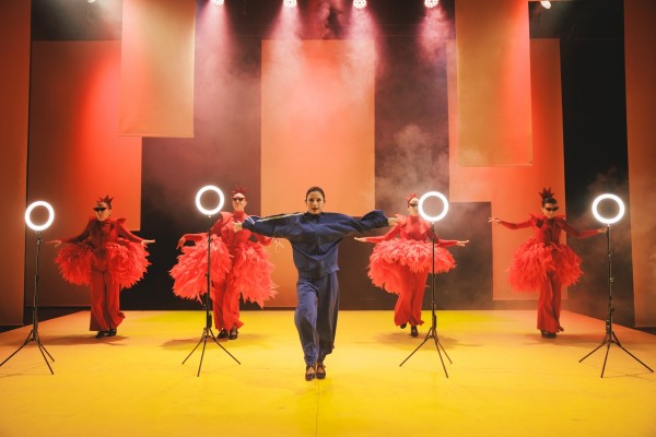 La compañía valenciana Marea Danza, premiada por el espectáculo '¿Dónde está Alicia?'