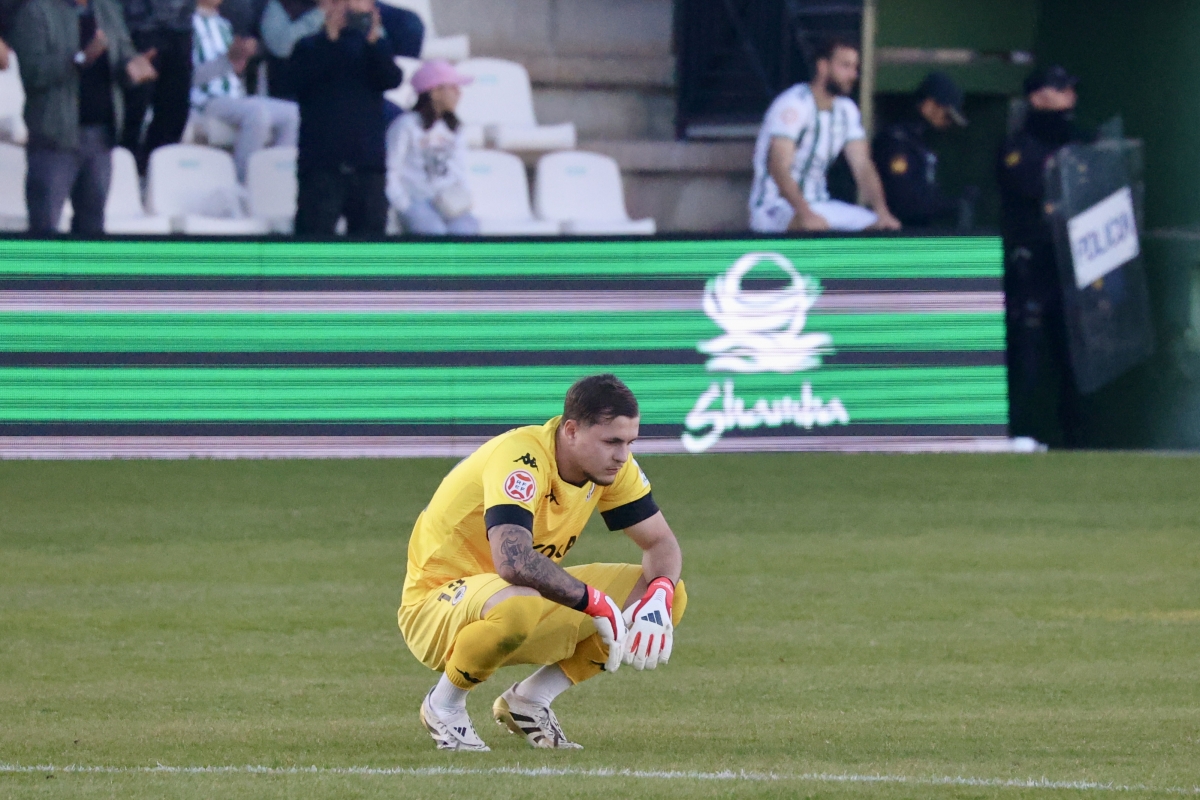 El meta de 20 años acaba contrato en junio - El meta de 20 años acaba contrato en junio