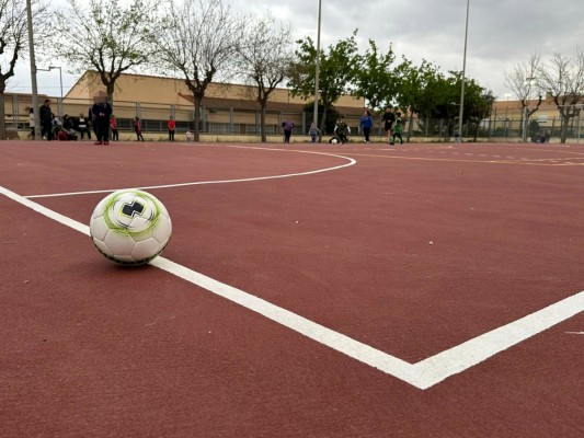 Las pistas polideportivas de Guadalupe reabren este martes tras las obras de renovación