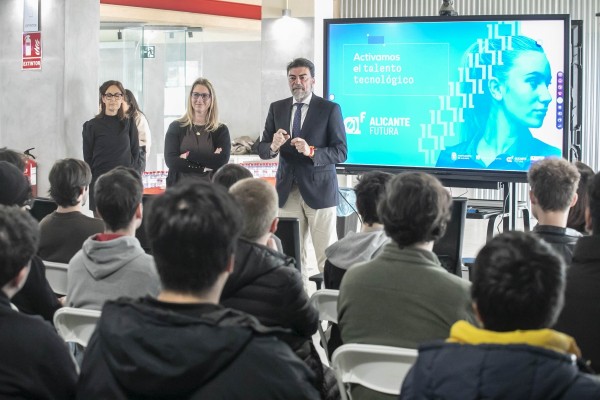 Alicante activa el Gimnasio de las Ideas en Séneca para promover el emprendimiento digital
