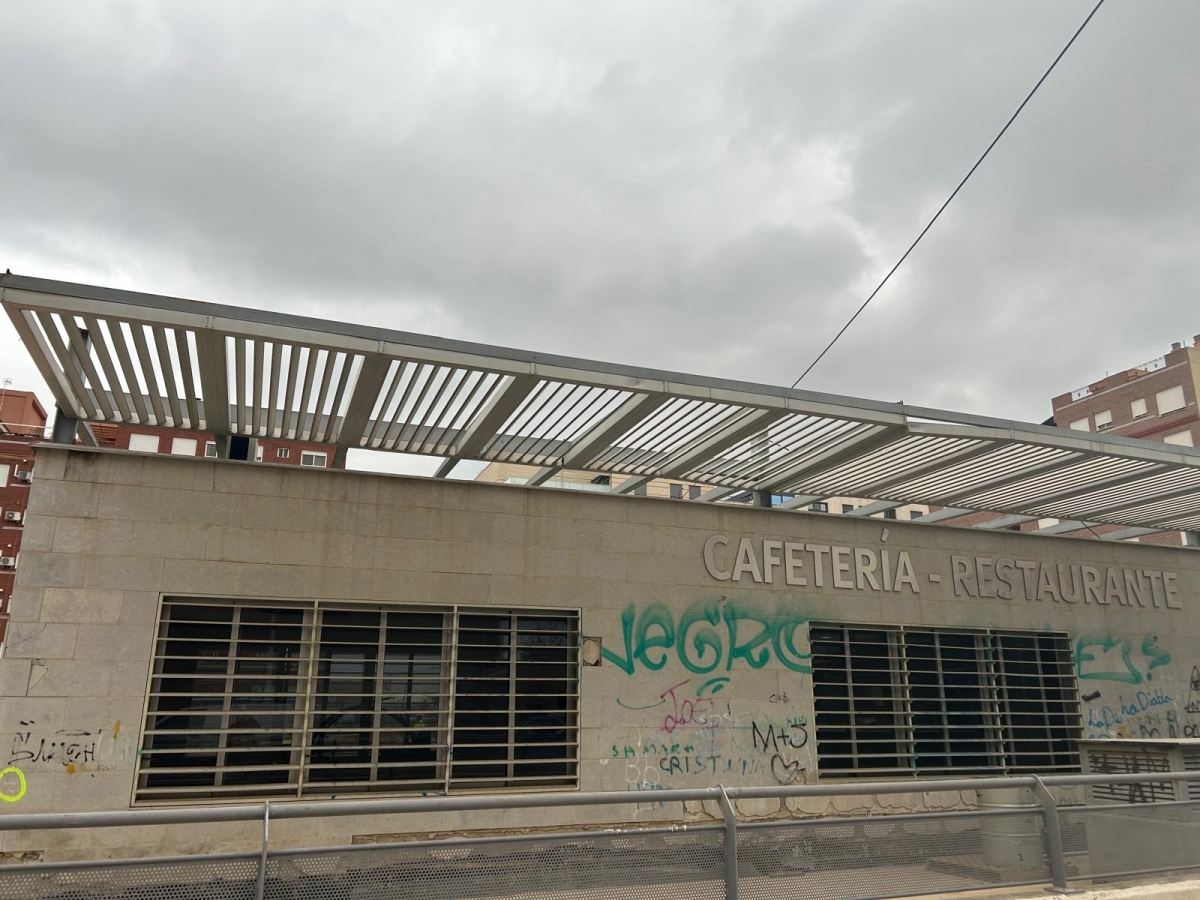 De cafetería y casal fallero a Espai Jove: la nueva vida del 