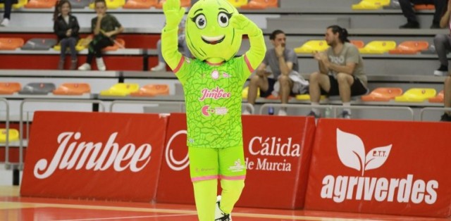 El Jimbee ofrece a un aficionado la posibilidad de ser su mascota en Champions