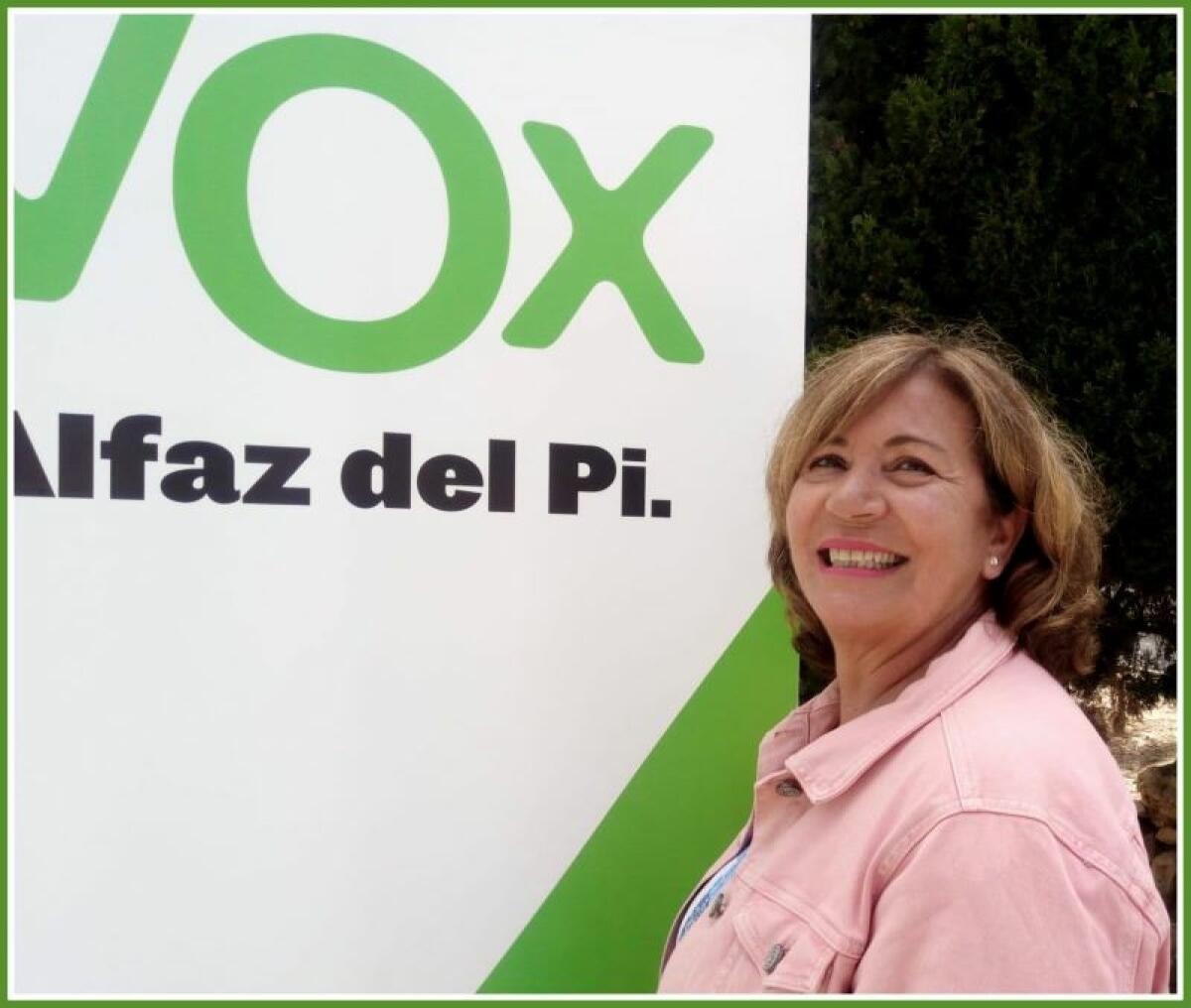 Dimite la concejal de Vox en l'Alfàs del Pi María José Fuster por las descalificaciones del portavoz de su grupo