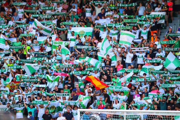Los abonados del Elche disponen de 909 entradas para el partido en Albacete
