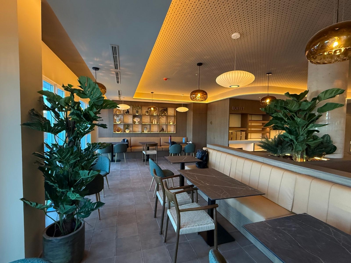 B&B estrena un hotel con 80 habitaciones en el centro comercial Los Olivos de Cieza