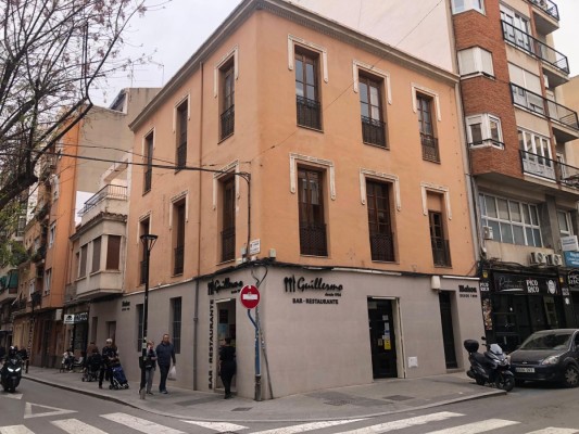 La inversión inmobiliaria desplaza otro negocio histórico en Alicante: el 'Guillermo' hace las maletas