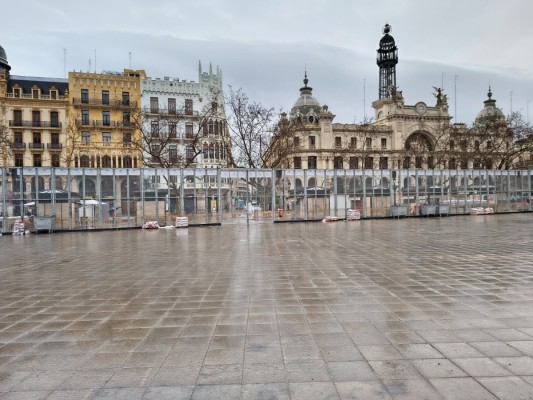 La lluvia obliga a suspender la mascletà de este jueves