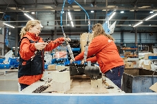 La producción industrial baja un 5,3% en enero en la Comunitat Valenciana, 2,6 puntos más que la media nacional