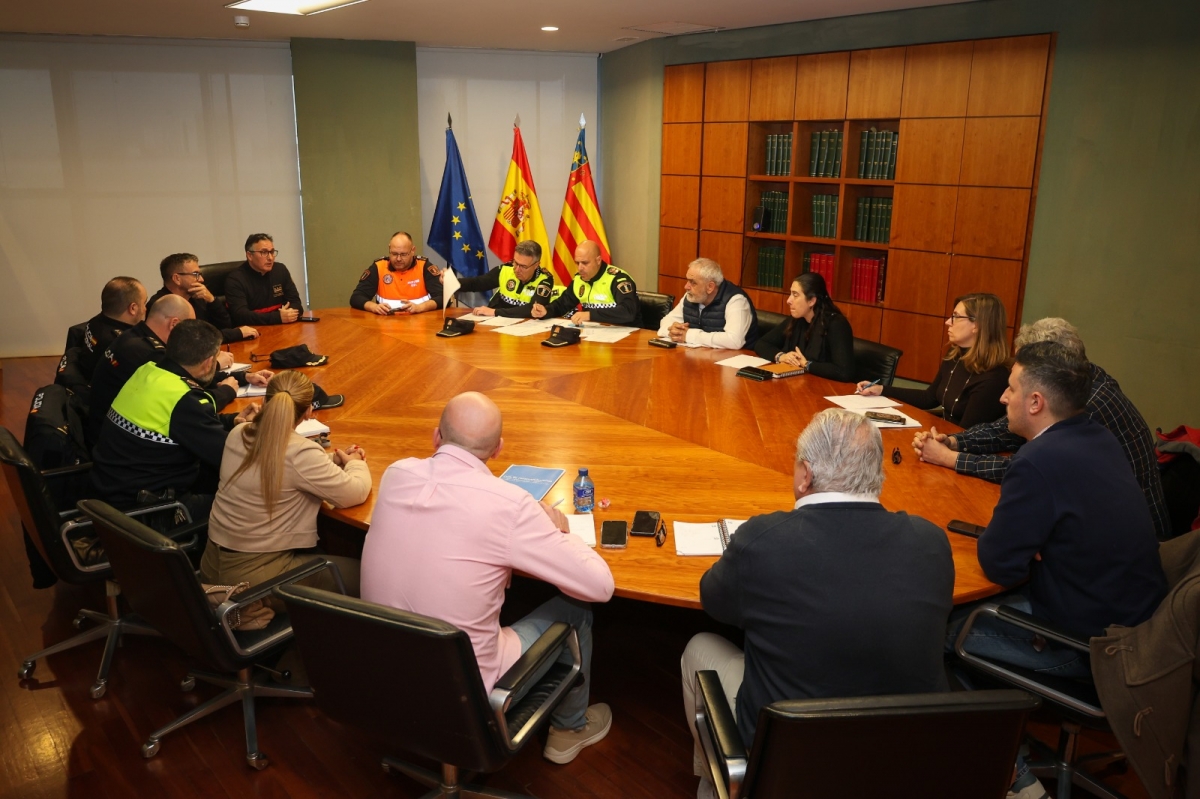 Reunión técnica de seguridad en el Ayuntamiento de Torrent.