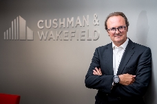 Hallé (Cushman): "El conflicto en Oriente Próximo puede ser una oportunidad turística para España