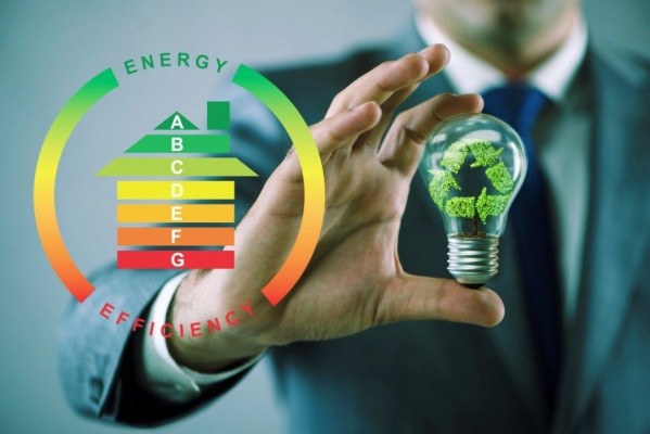 España acelera el despliegue de comunidades energéticas impulsadas por grandes compañías y nuevos actores territoriales