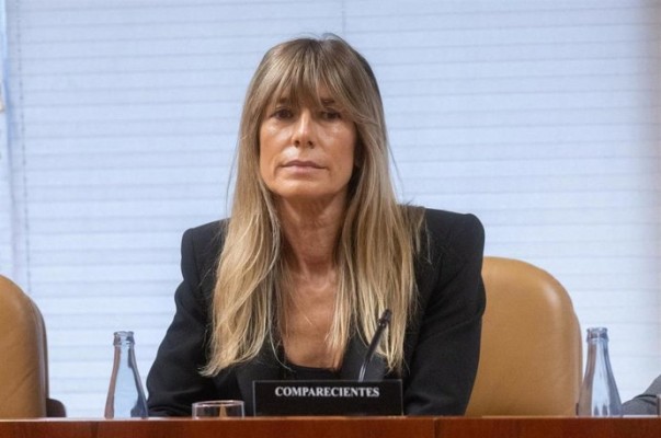 El juez Peinado procesa a Begoña Gómez por cuatro presuntos delitos pero no por intrusismo profesional