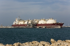 El precio del gas natural sube el 1,38 %, a 50 euros, y amortigua repunte matutino el 9%