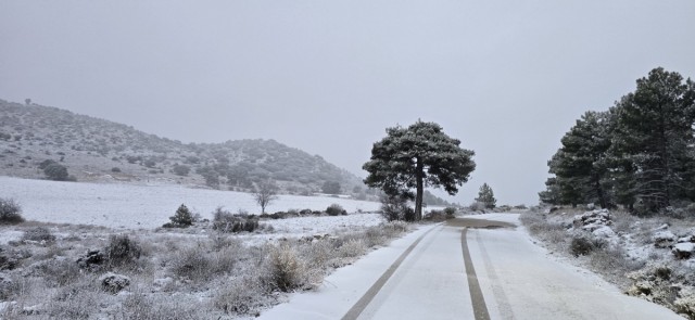 La Región se prepara para un viernes de temporal: nieve en el Noroeste y fuerte oleaje en el litoral