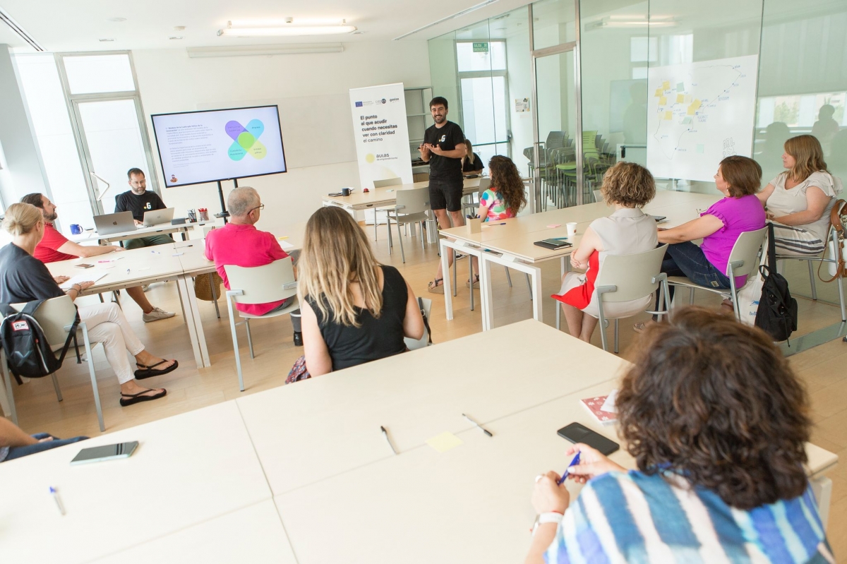 Genion lanza el itinerario Business for Good respaldado por la Cátedra de Economía Social de la UA.