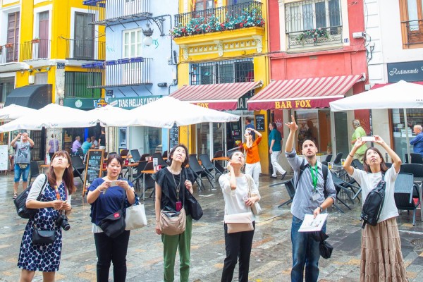 Un total de 247 aspirantes solicitan habilitarse como guías de turismo de la Comunitat en 2024
