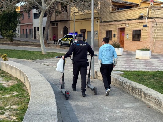 Paterna refuerza los controles a patinetes, tramita más de 300 sanciones e inmoviliza 100 vehículos