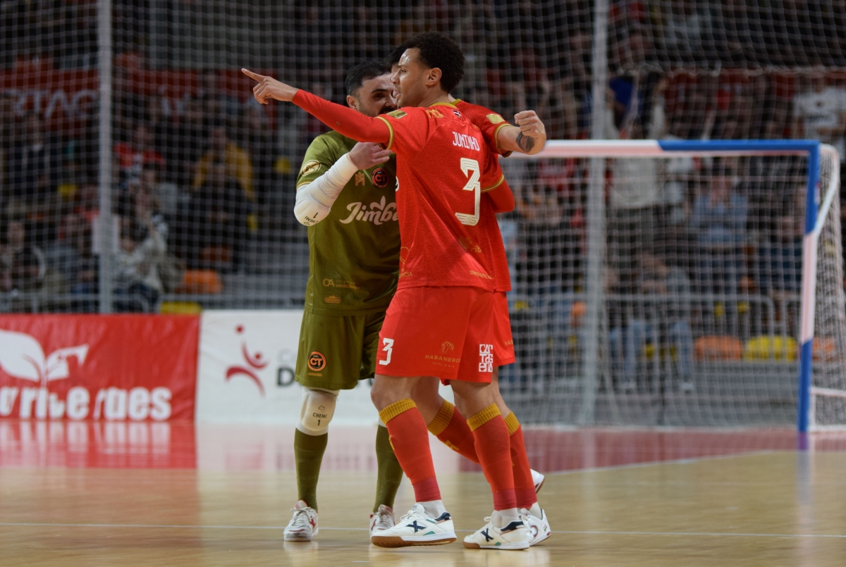  - Foto: JIMBEE CARTAGENA