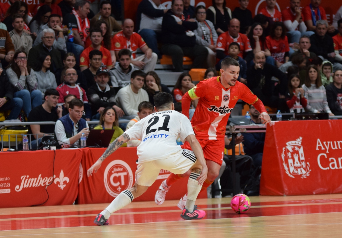  - Foto: JIMBEE CARTAGENA