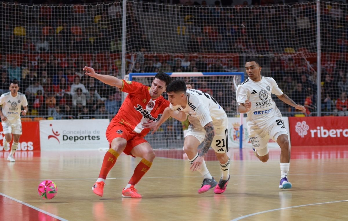  - Foto: JIMBEE CARTAGENA