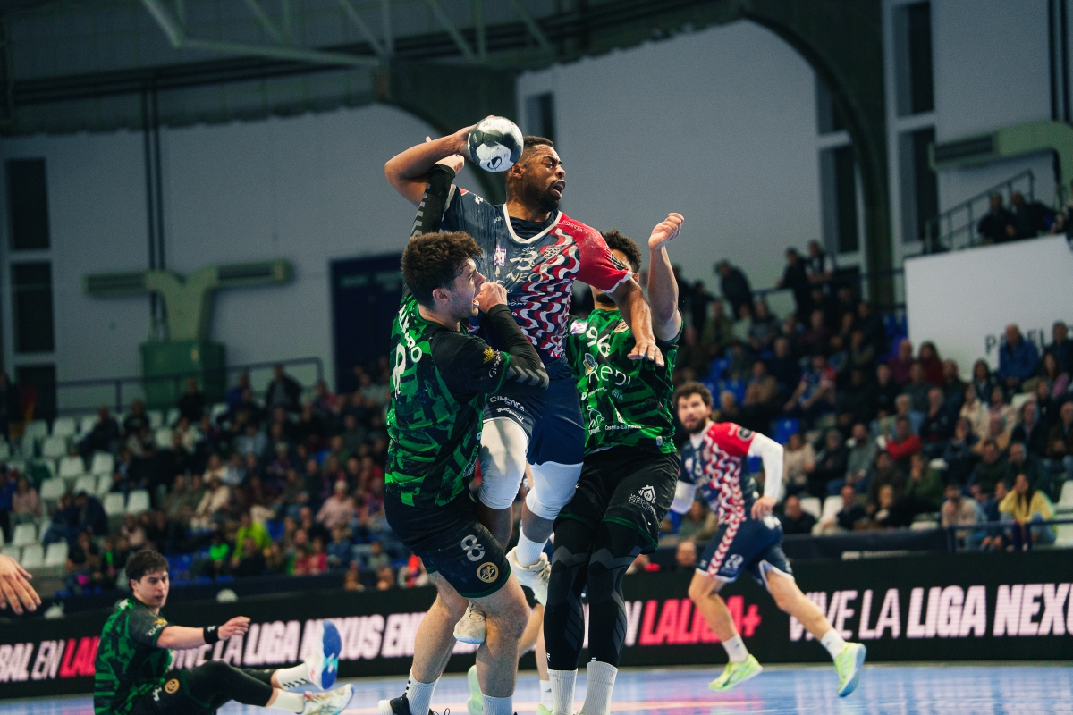 Empate del Eón tras un partido intenso y emocionante