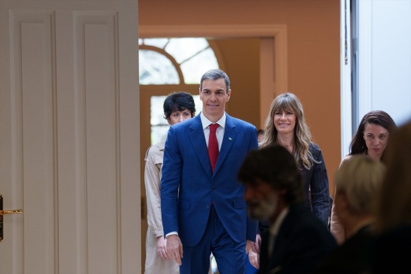 El Consejo de Transparencia insta a Moncloa a revelar el uso de transportes oficiales por parte de familiares de Sánchez