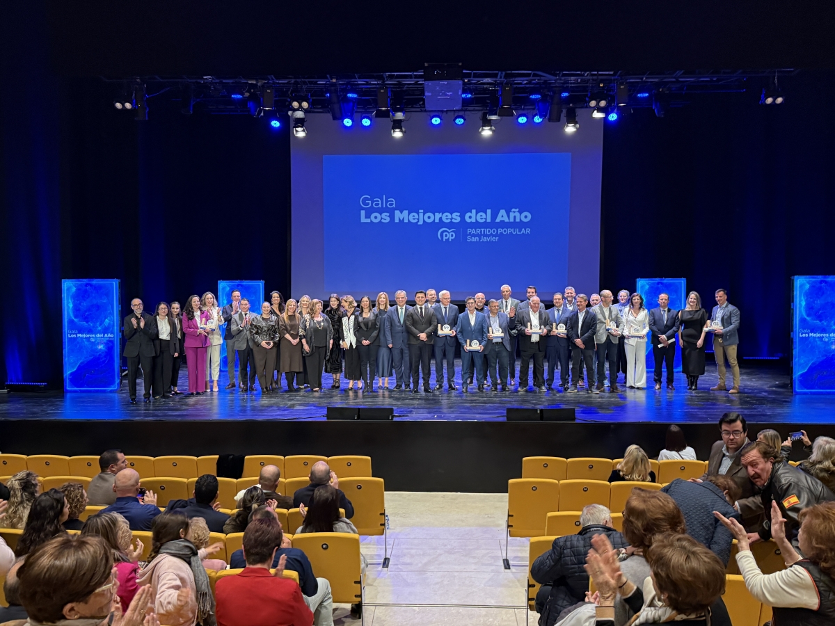 El PP reconoce a once referentes sociales, culturales y empresariales de San Javier