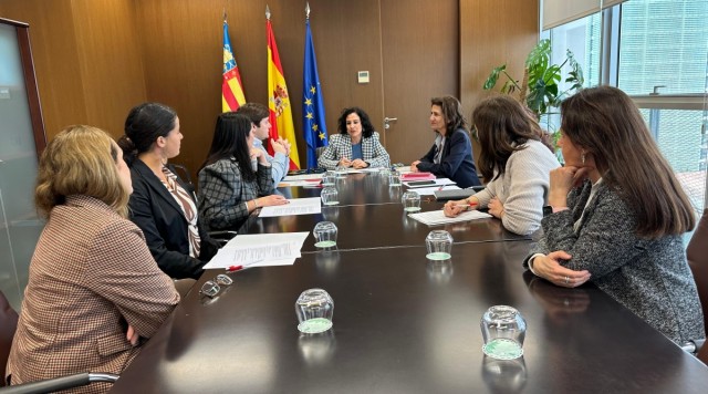 Albalat informa de nuevas deducciones fiscales y medidas de simplificación administrativa para familias monoparentales