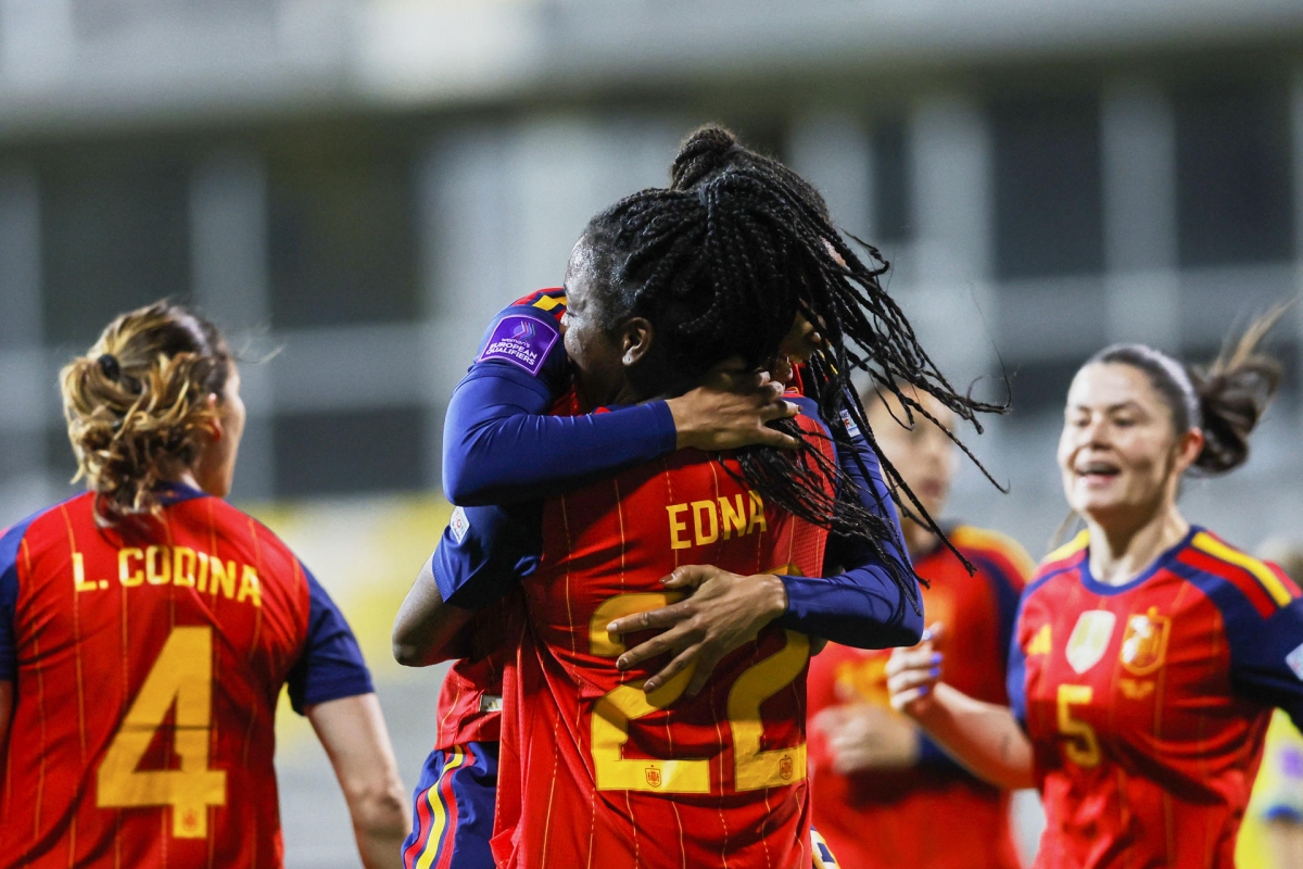 España firma la segunda victoria consecutiva en su camino al Mundial