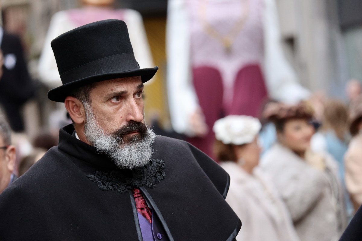 Murcia viaja en el tiempo y revive el histórico Entierro de la Sardina de 1919