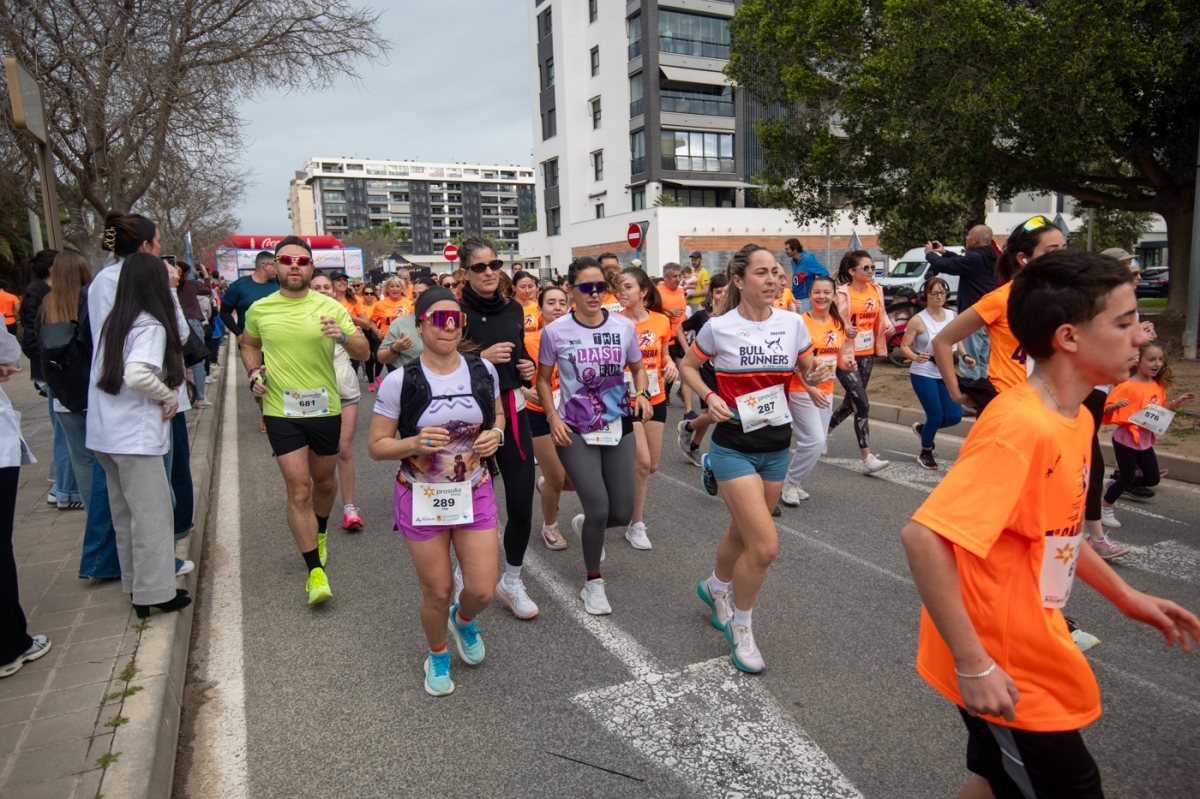 Más de 1.200 personas participan en la cuarta edición de la Carrera de la Mujer