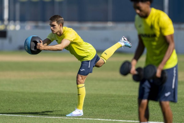 Denis Suárez sufre una lesión muscular aunque el Villarreal descarta una recaída
