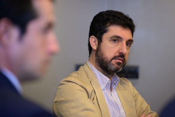 Imágenes de la mesa sobre las operaciones de M&A de ValenciaPlaza e Implica