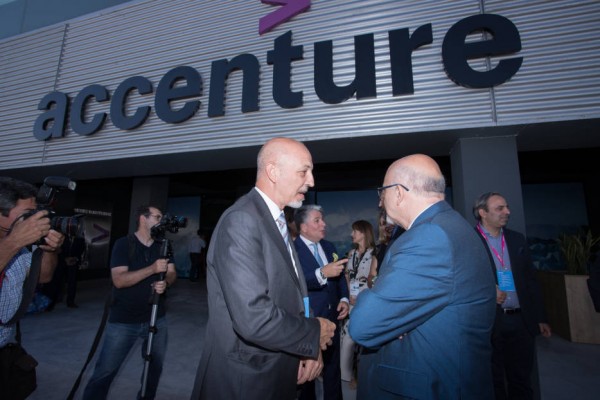 Accenture se repliega en Panoramis; dejará la sede del Puerto de Alicante 
