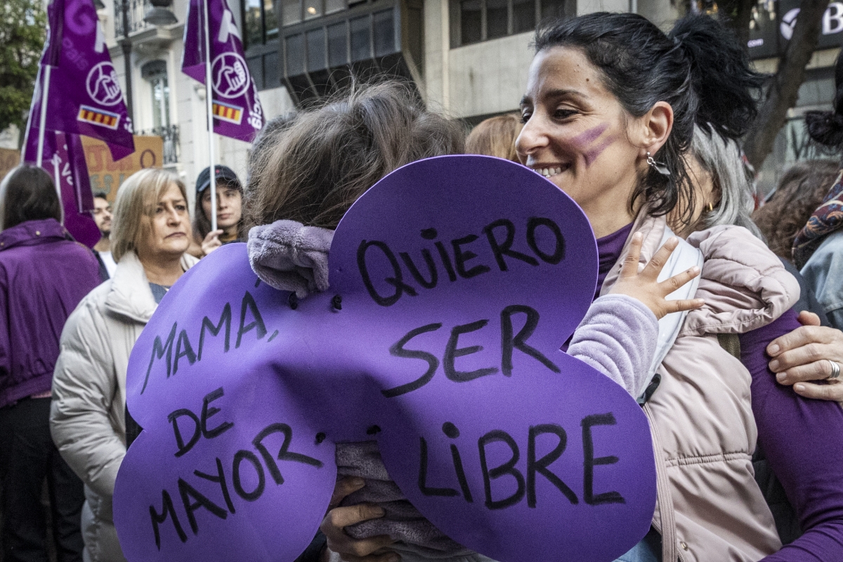 Manifestación del 8M en València 2026, en imágenes