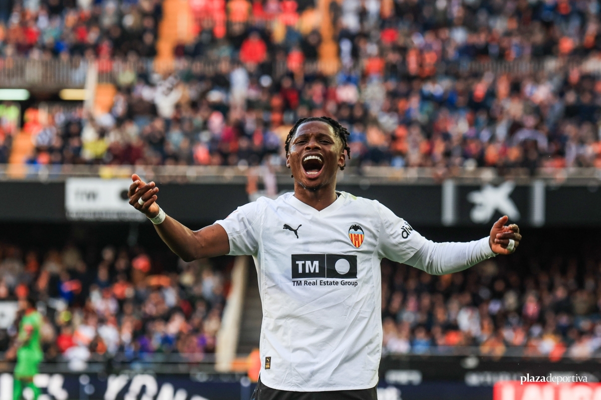 El Valencia encadena dos triunfos en Mestalla medio año después