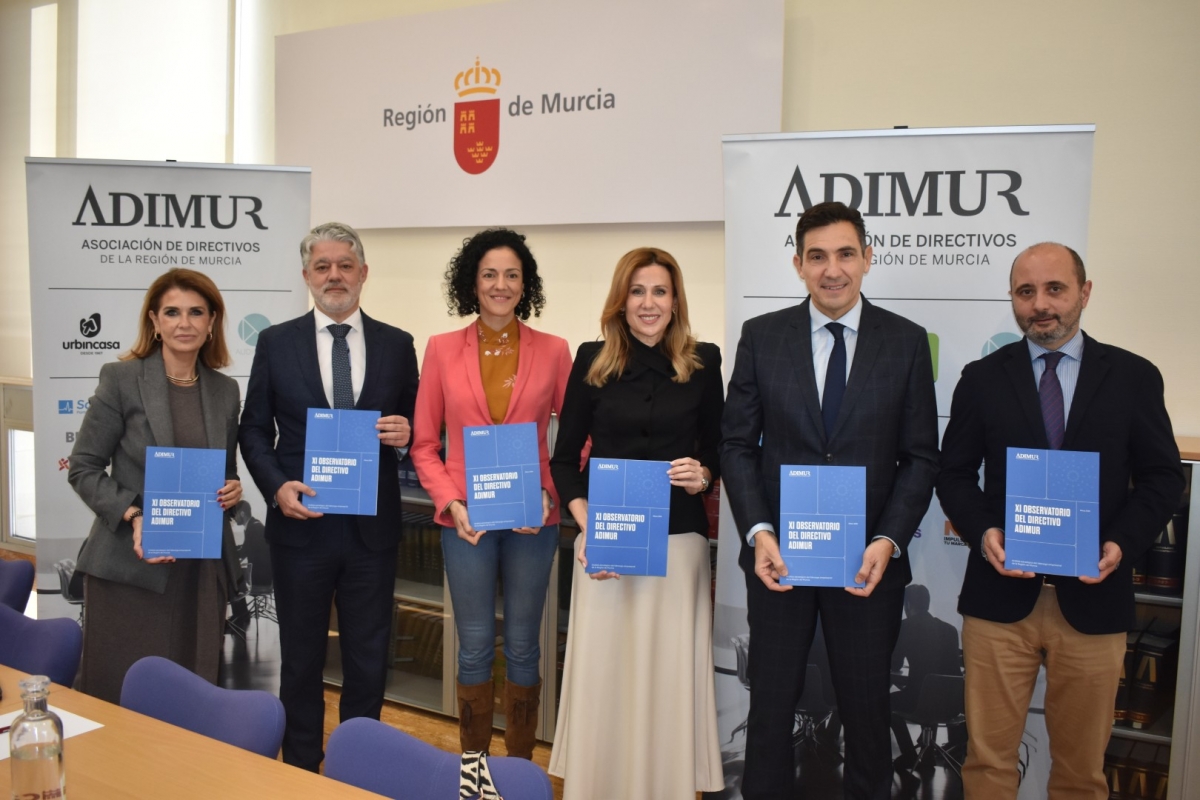 A la caza del directivo en la Región: sube la demanda de perfiles estratégicos con ofertas de trabajo en la mitad de las mesas