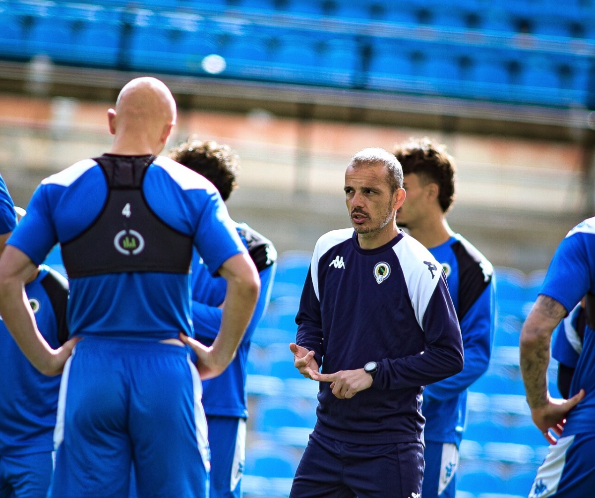 Con un ojo puesto en la clasificación y otro en la enfermería, así arranca el Hércules CF la semana