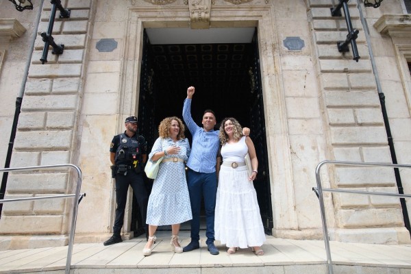La moción de censura de Sueca sale adelante con los votos de SxD, Compromís y PP contra PSPV