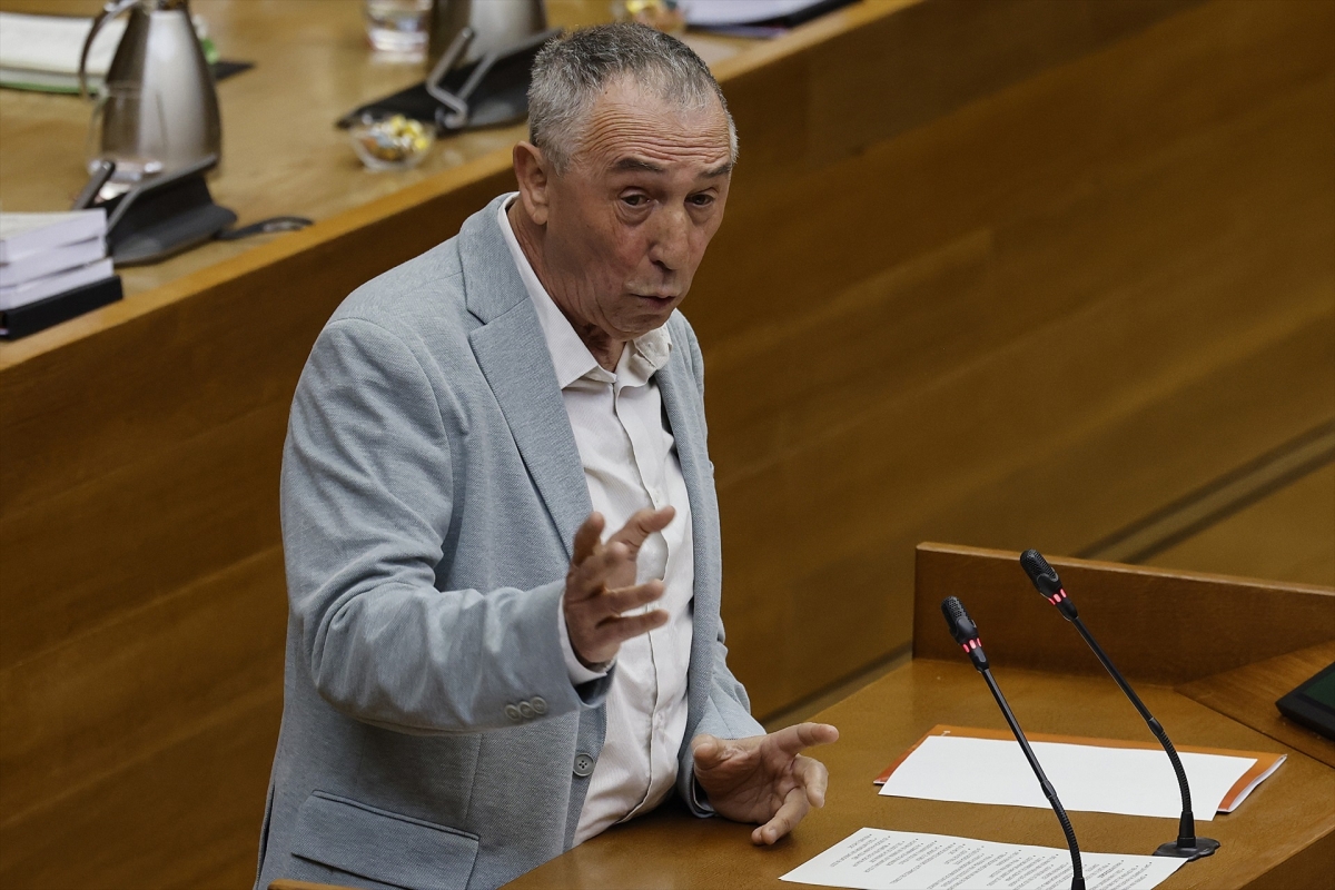 Compromís pide que se modifique la ley de vivienda para garantizar que las de protección pública lo sean 