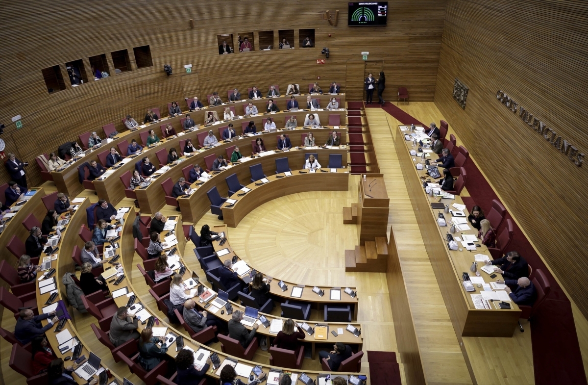 Les Corts adjudican el nuevo contrato de la cafetería: el menú completo sube a 8,65 euros