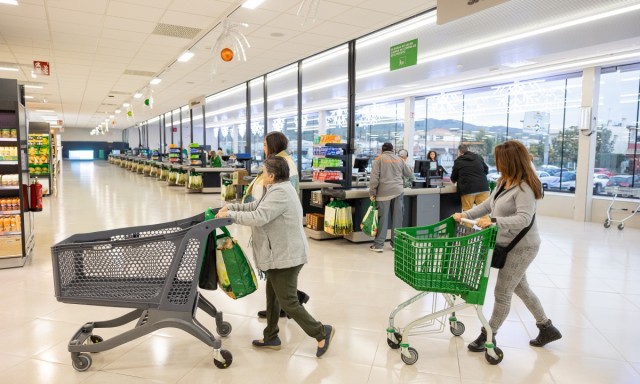 Mercadona estrena en Águilas su nuevo formato de supermercado tras invertir 3,7 millones